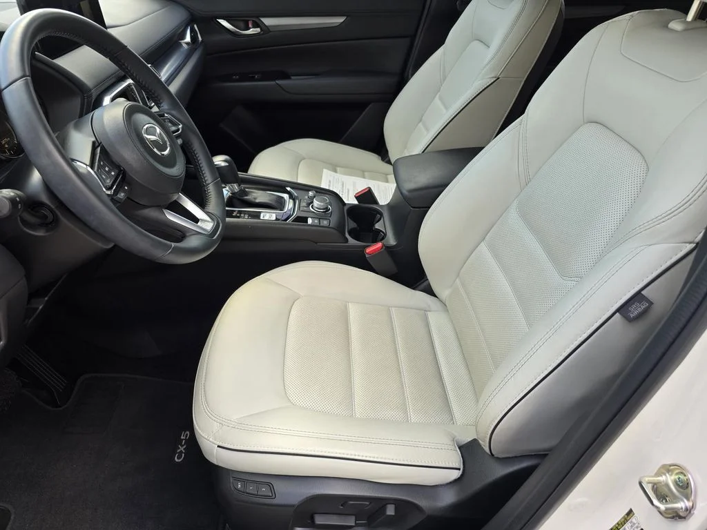 Used 2025 White Mazda 2.5 S Preferred image 9