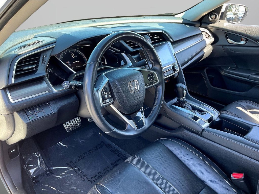 Used 2020 White Honda Touring image 17