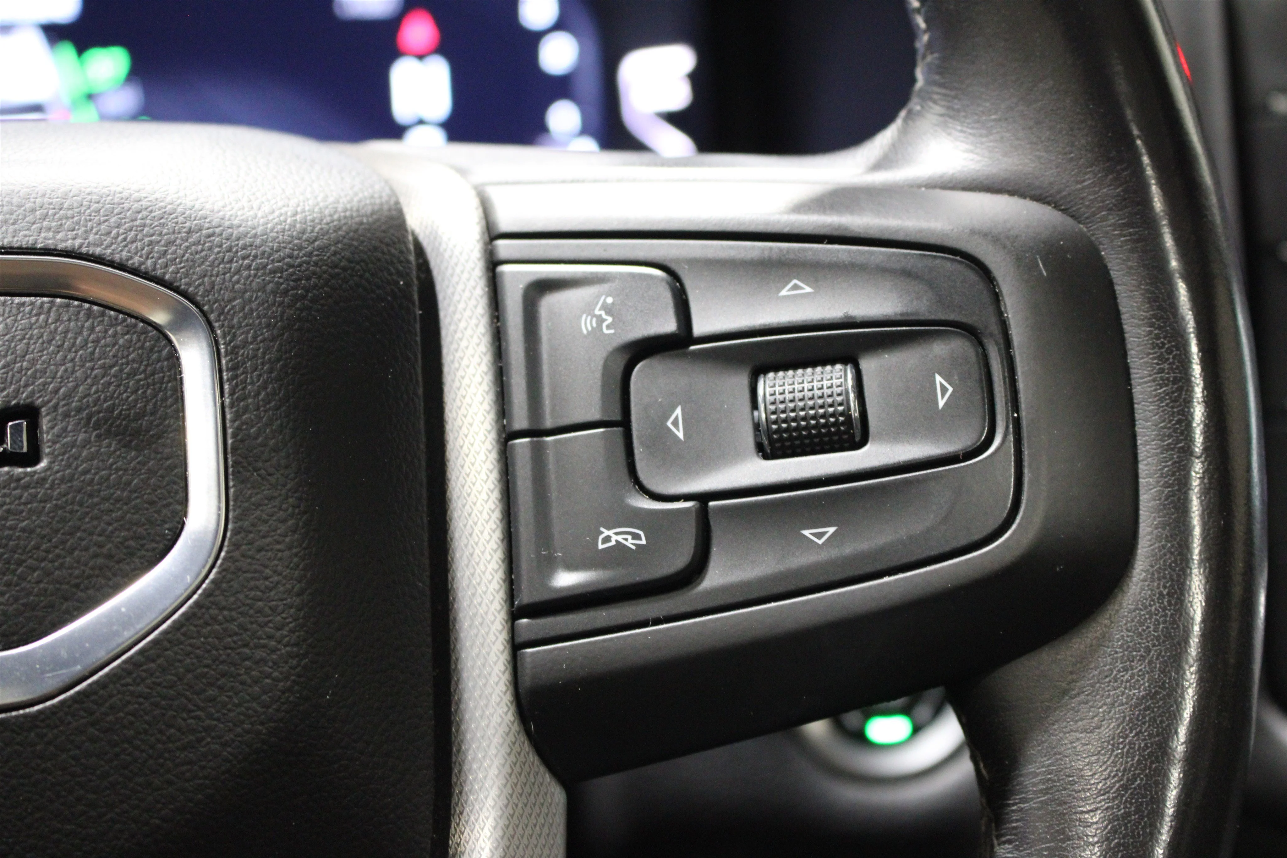 2022 GMC Yukon Denali - Photo 12