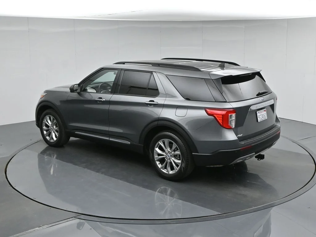 Certified Used 2023 Gray Ford XLT image 48