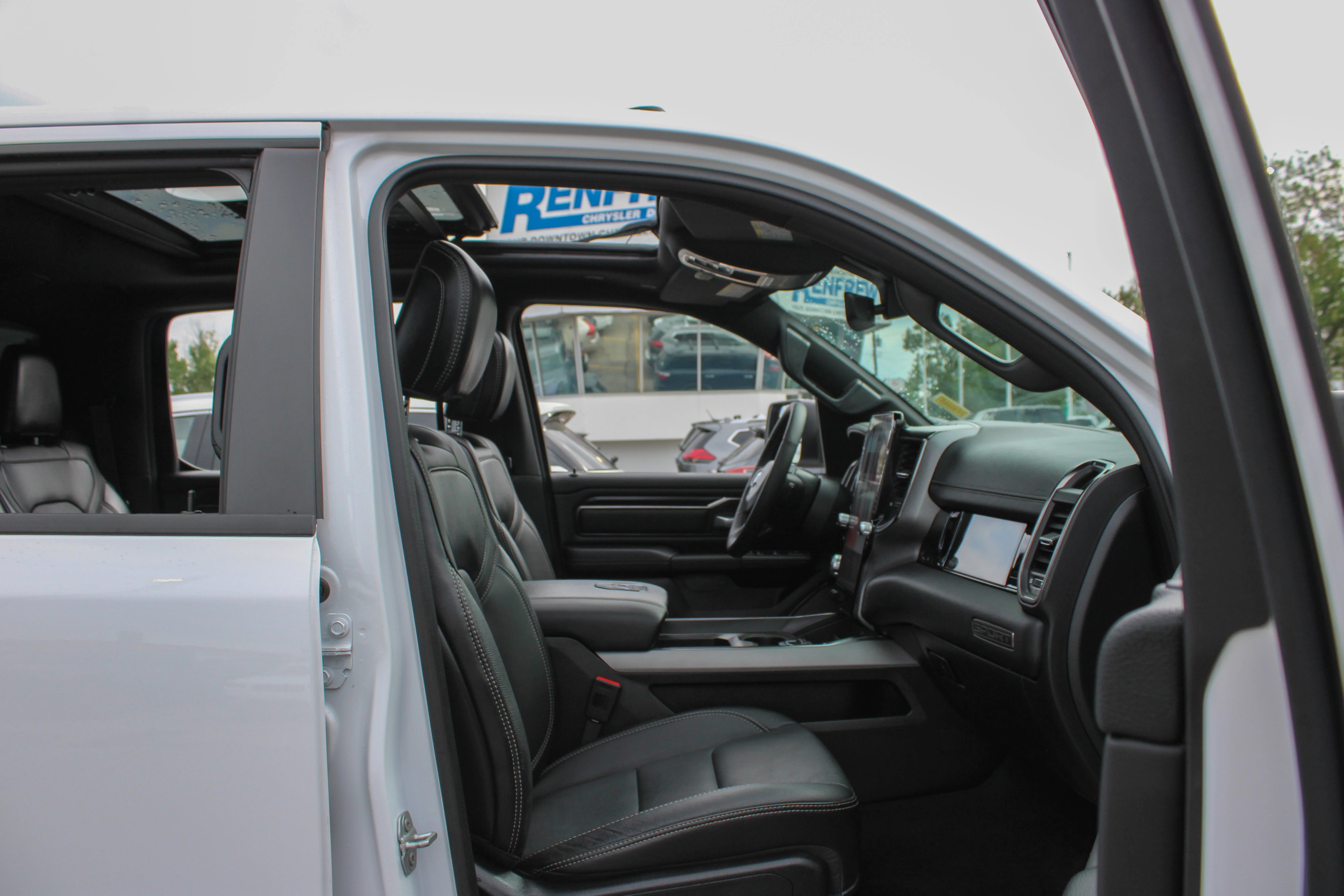 Used 2025 White RAM Sport* | Heated/Ventilated Front Seats | Heated Rear Seats | Panoramic Sunroof | image 22