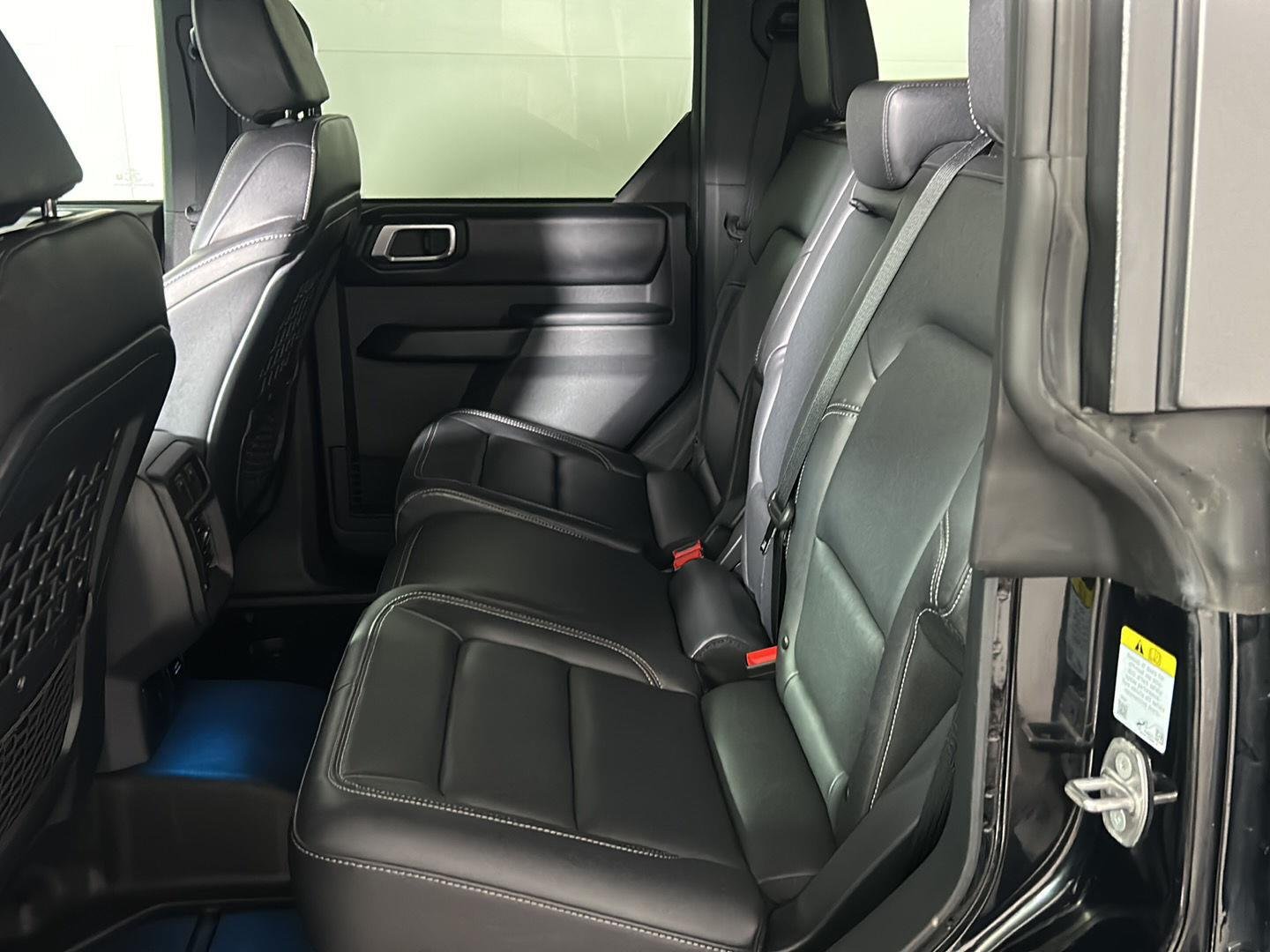 Used 2025 Shadow Black Ford Badlands image 14