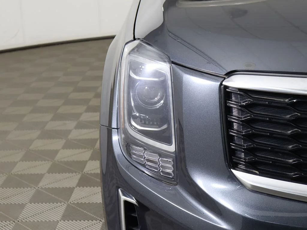 Used 2022 Gray Kia S image 15