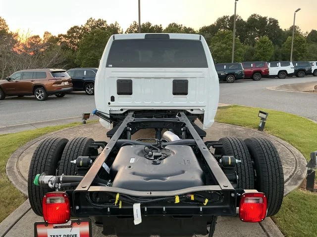 2027 RAM Ram 3500 Chassis Cab Tradesman - Photo 27
