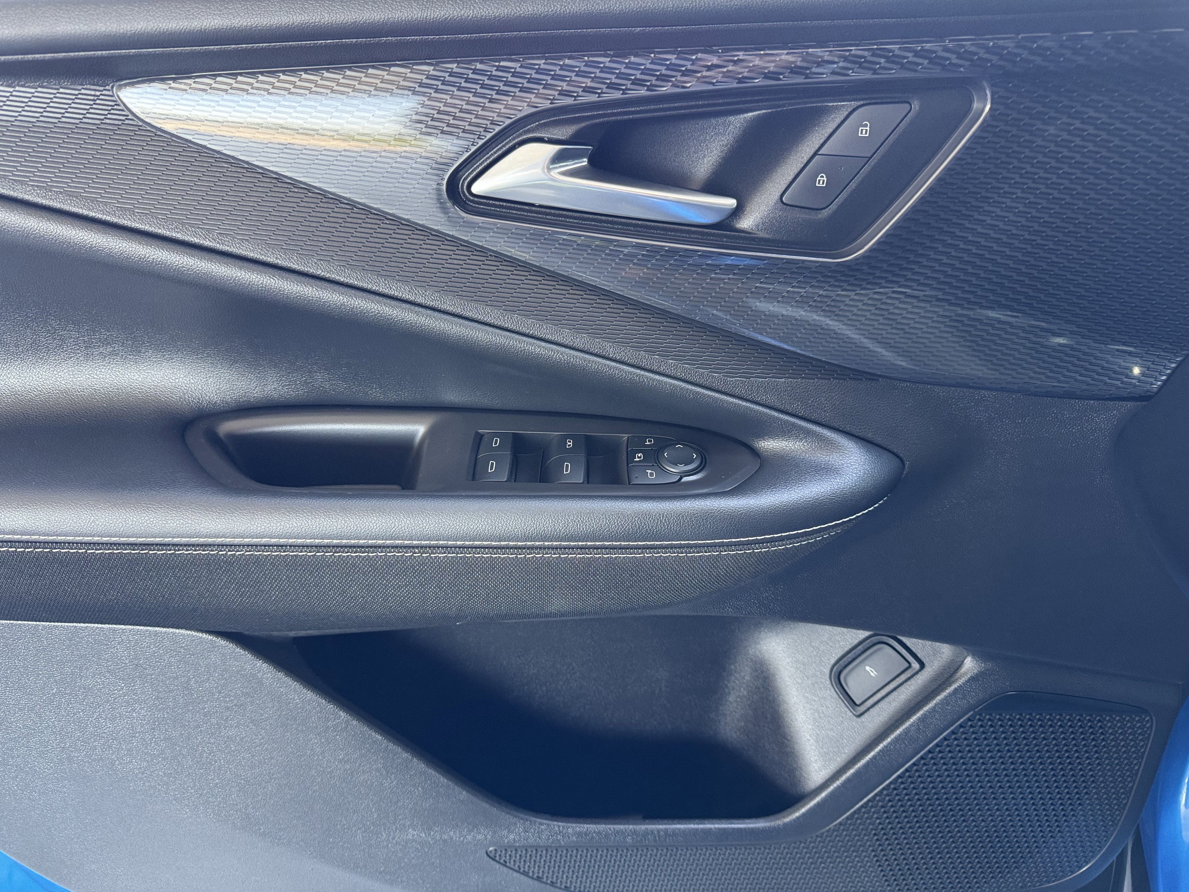 2024 Chevrolet Blazer EV LT - Photo 10