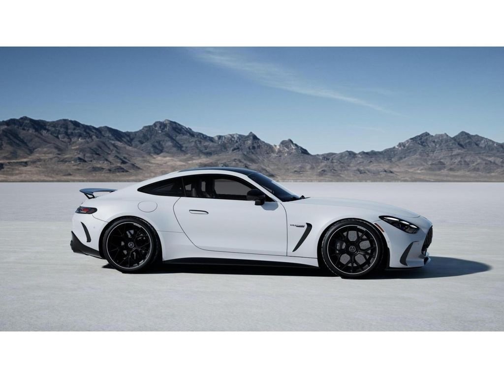 New 2026 MANUFAKTUR Moonlight White Metallic Mercedes-Benz Base image 15