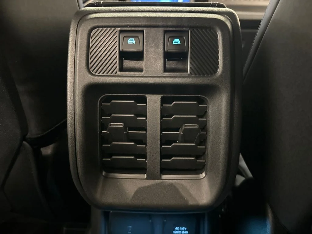 New 2026 Gray Ford Badlands image 33