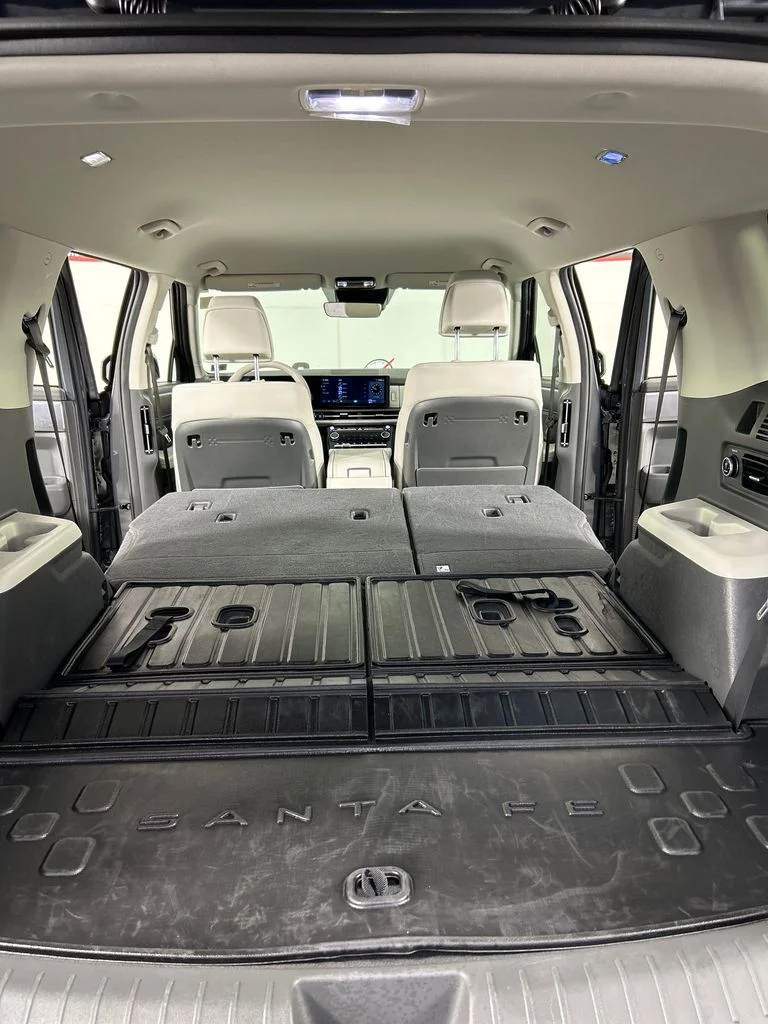 Used 2025 Gray Hyundai SEL image 20