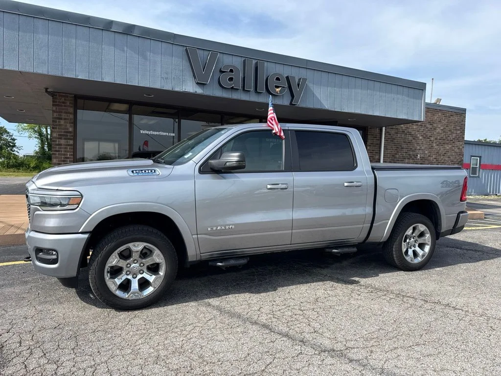 Used 2025 Silver Ram Big Horn/Lone Star image 6