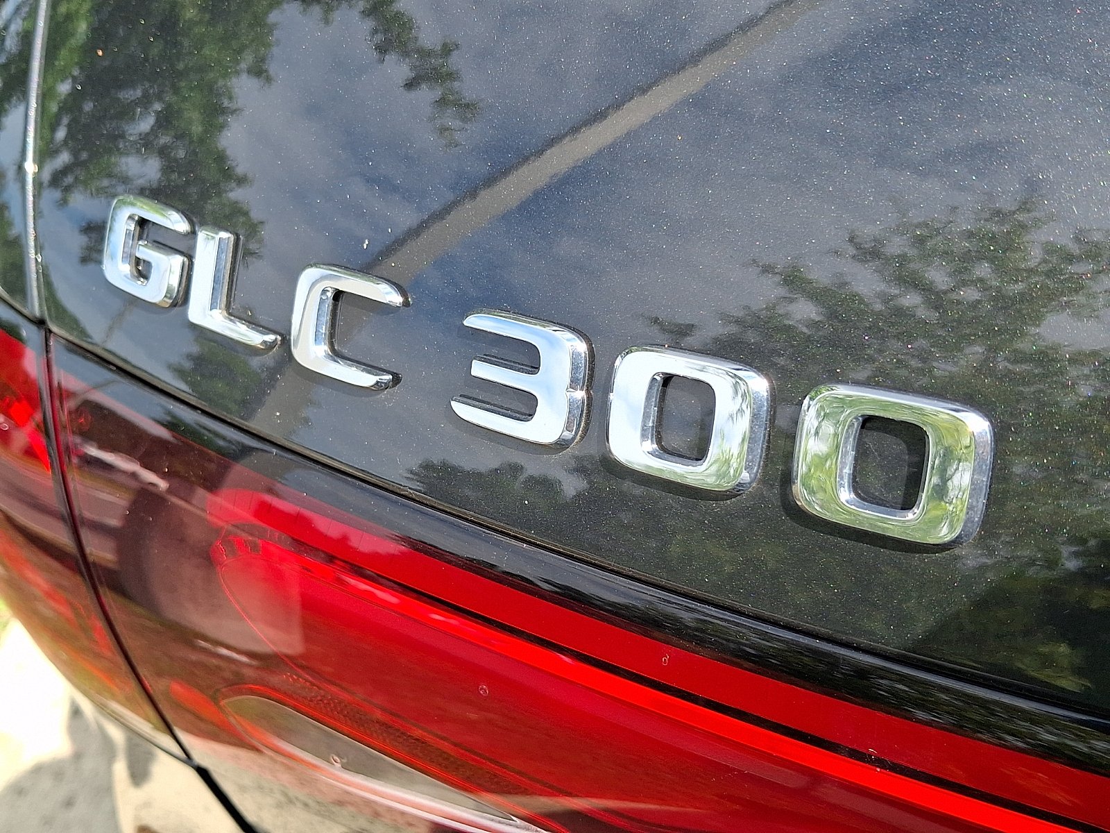 New 2027 Black Mercedes-Benz GLC 300 image 16