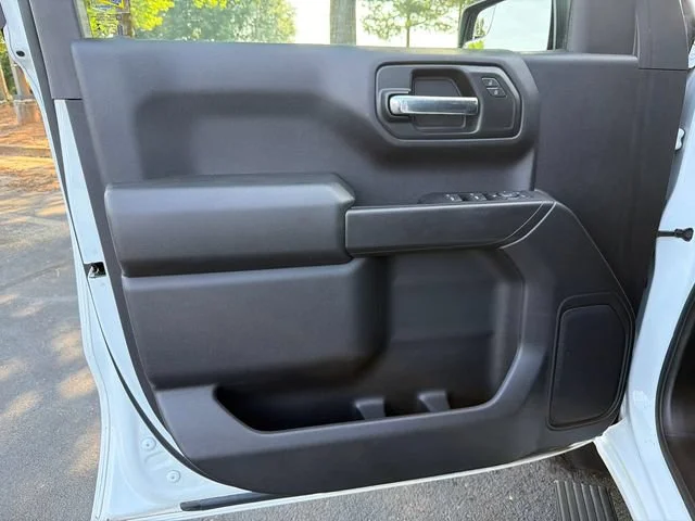 Used 2023 Summit White Chevrolet Custom image 10