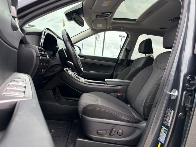 Used 2020 Graphite Hyundai SEL image 24