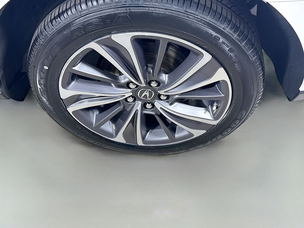 Used 2019 White Diamond Pearl Acura w/Technology Pkg image 9