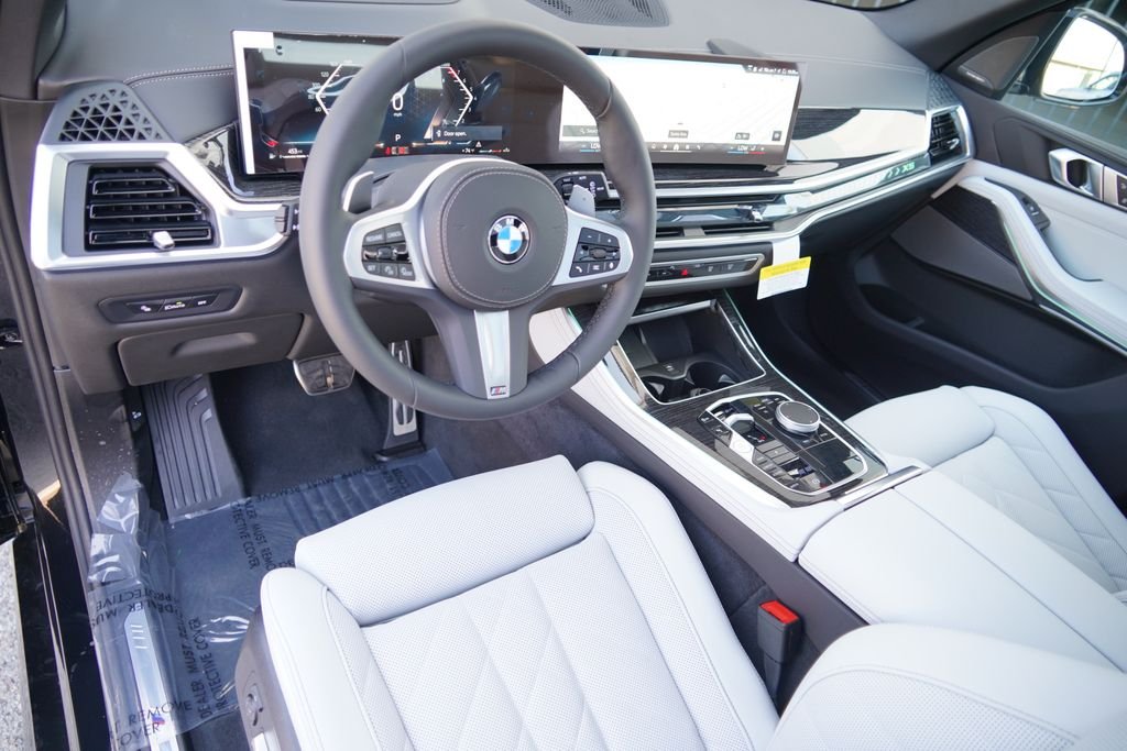 New 2026 Black Sapphire Metallic BMW sDrive40i image 12
