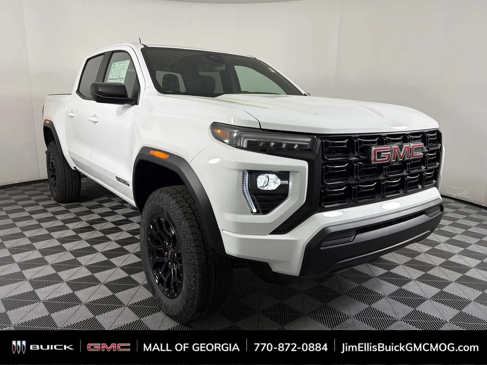2026 GMC Canyon 2WD Elevation Crew Cab Short Box's photo