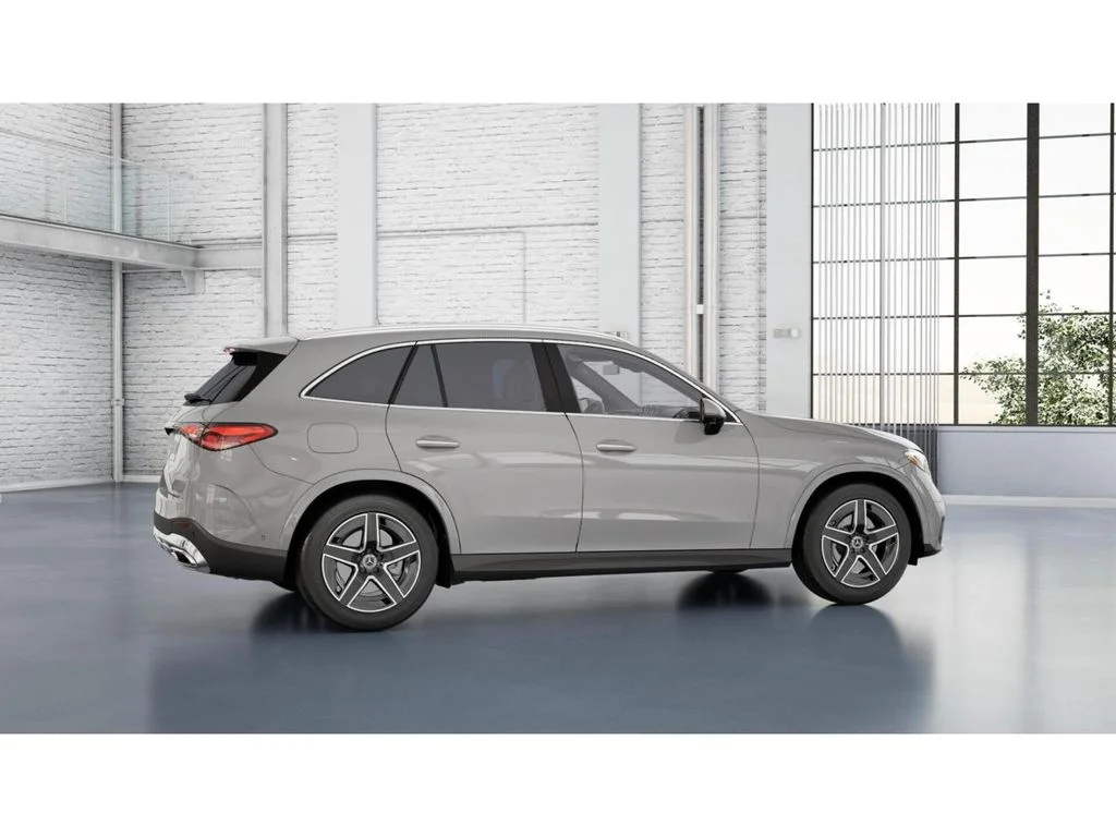 New 2027 White Mercedes-Benz GLC 300 image 49