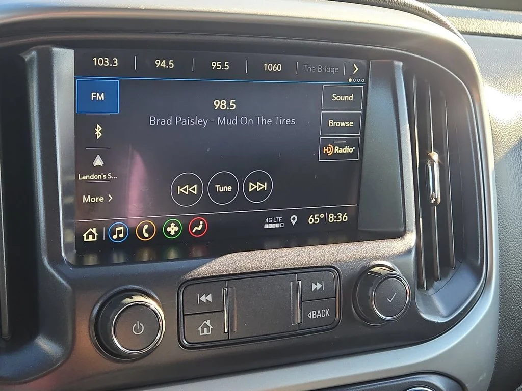 Used 2019 Black Chevrolet ZR2 image 31