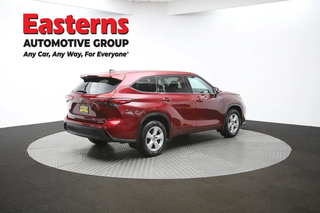 Used 2022 Red Toyota LE image 41