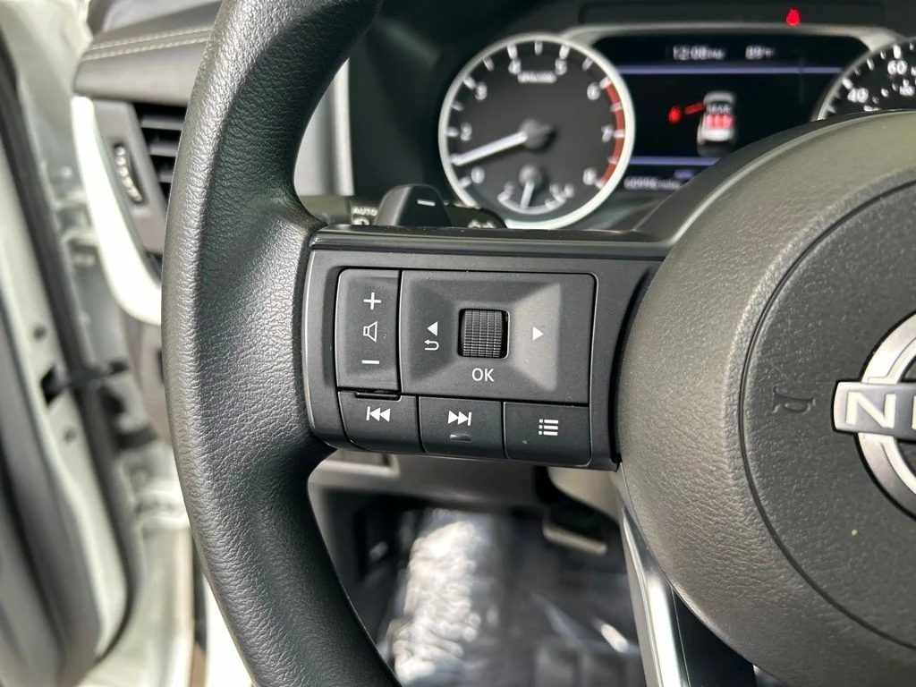 Used 2024 White Nissan S image 48