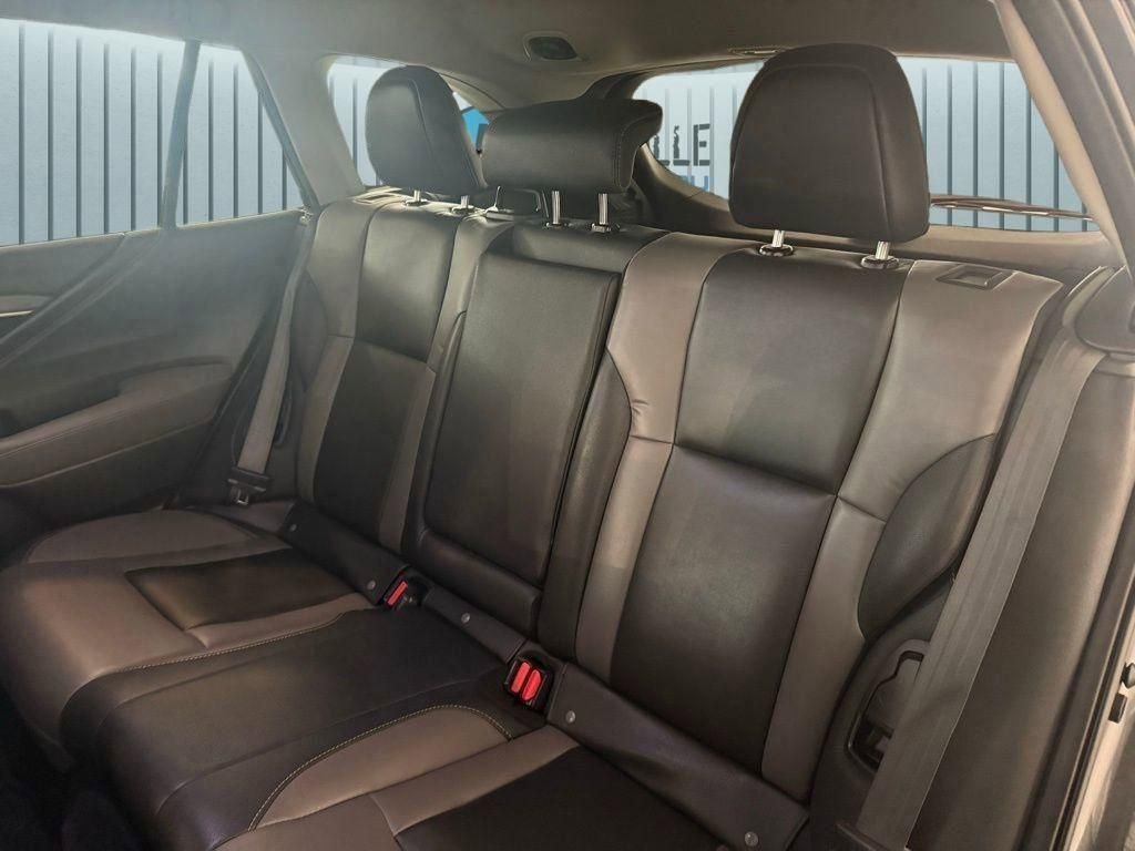 Used 2024 Gray Subaru Onyx Edition image 21