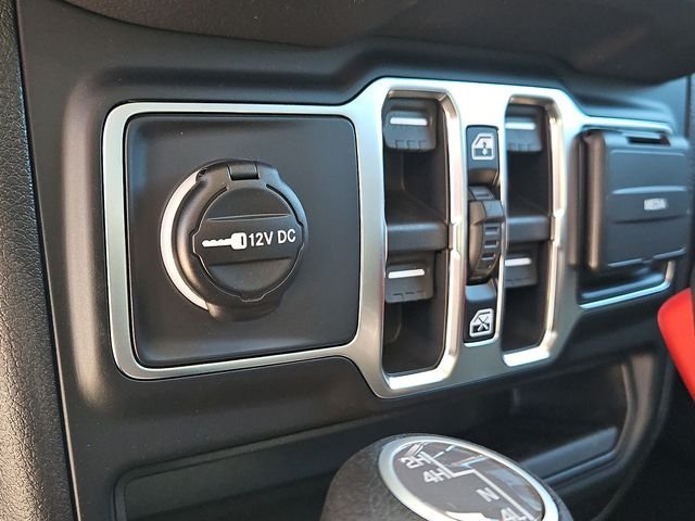 2026 Jeep Wrangler 4-Door Sahara - Photo 13