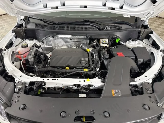 New 2026 Summit White Chevrolet LS image 30