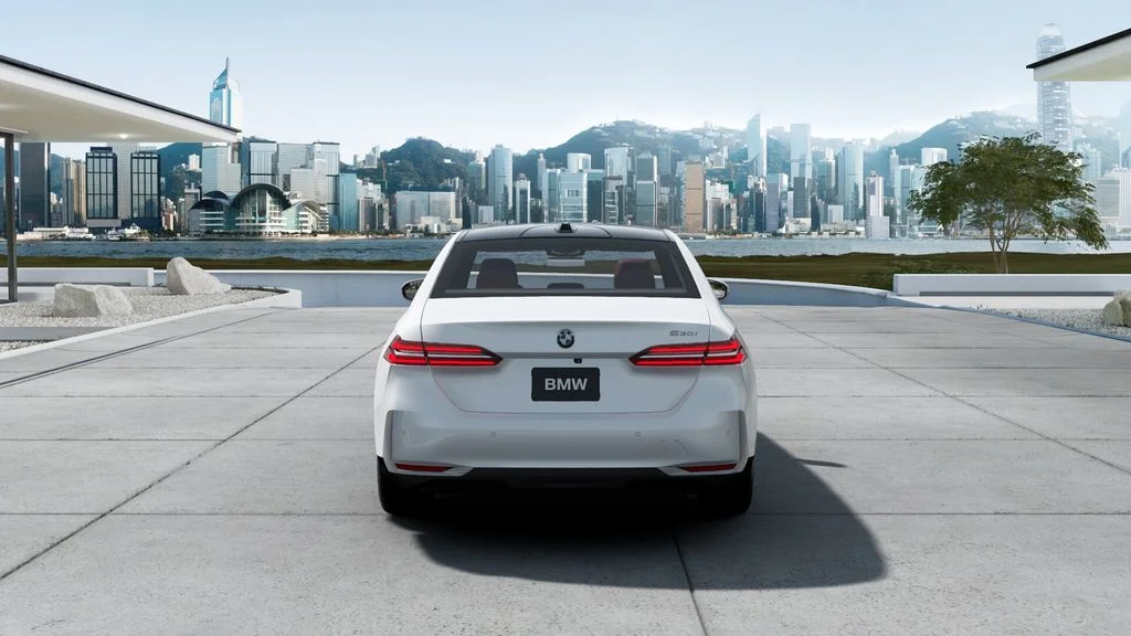 2026 BMW 5 Series 530i - Photo 30