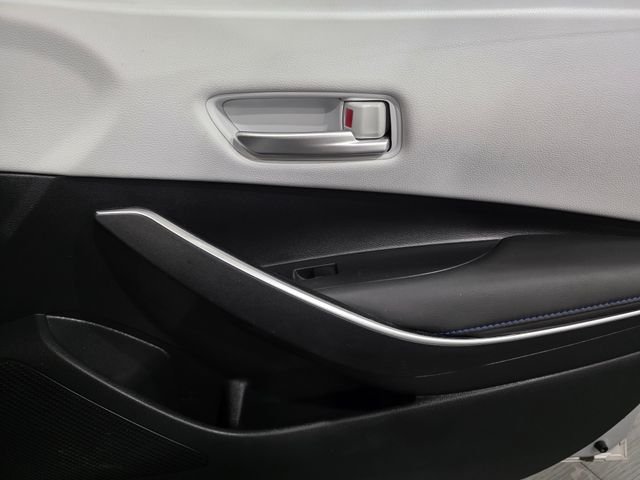 Certified Used 2022 Silver Toyota SE image 15