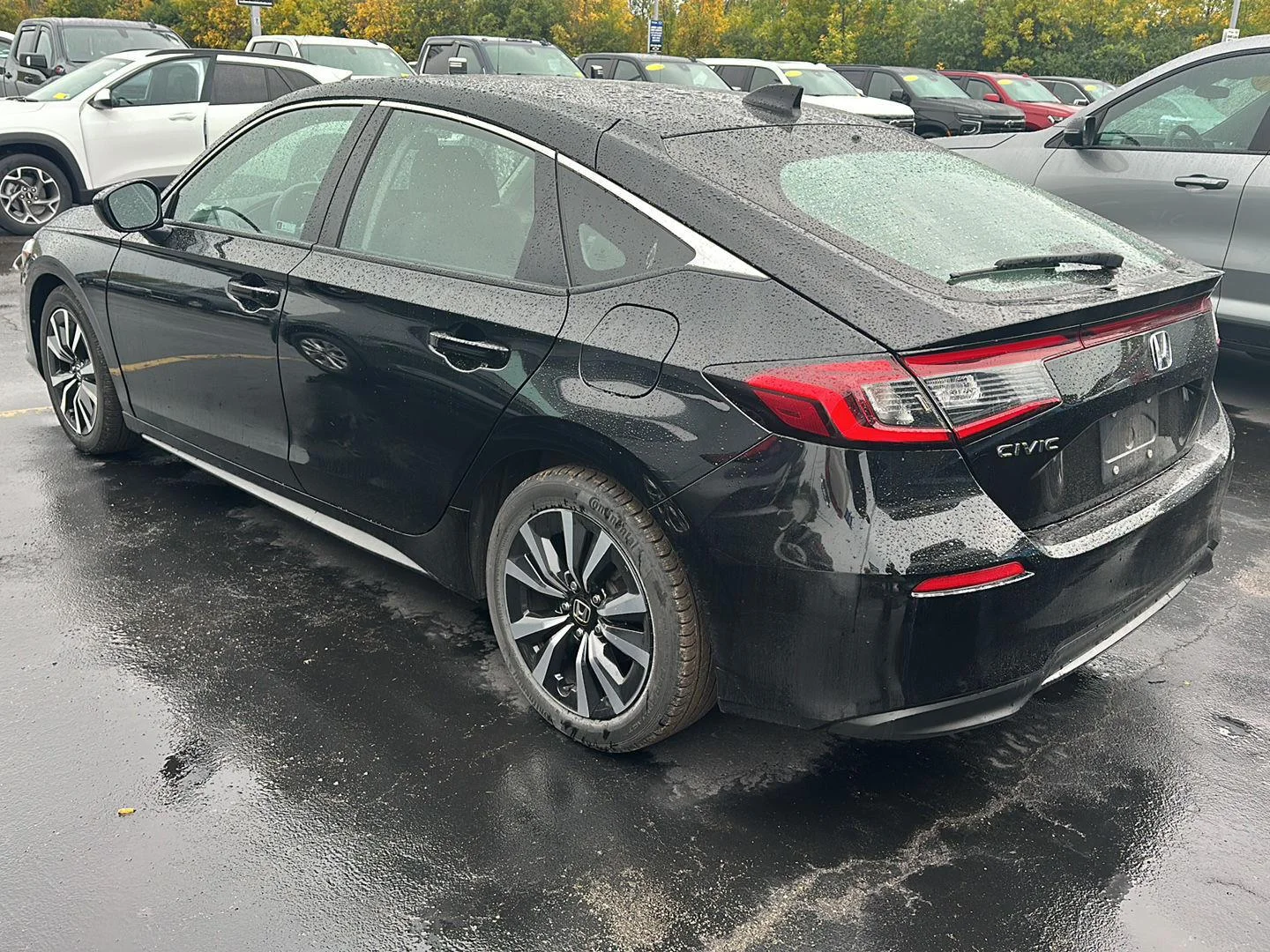 Used 2024 Crystal Black Pearl Honda EX-L image 4