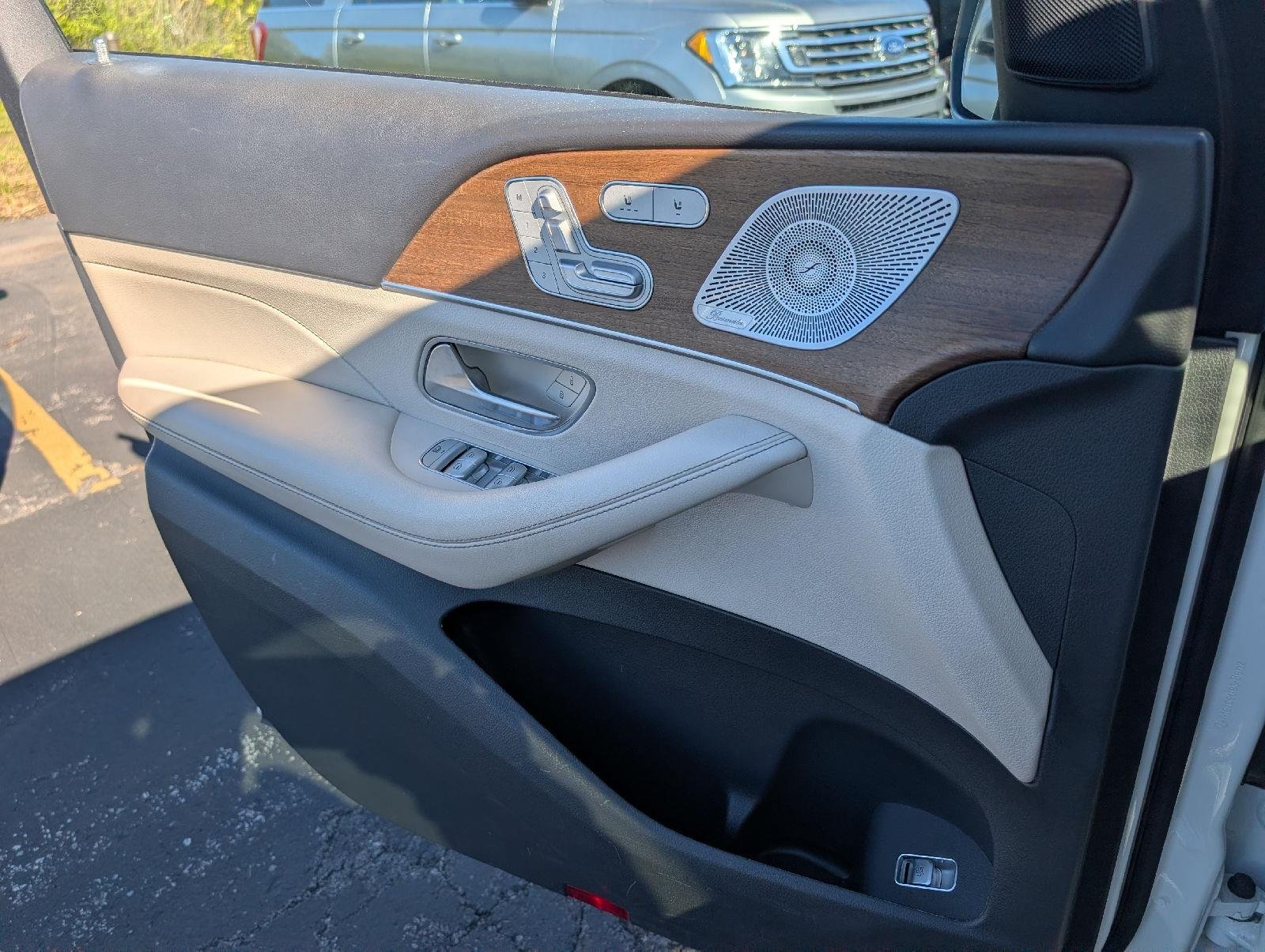 Used 2020 Polar White Mercedes-Benz GLE 350 image 11