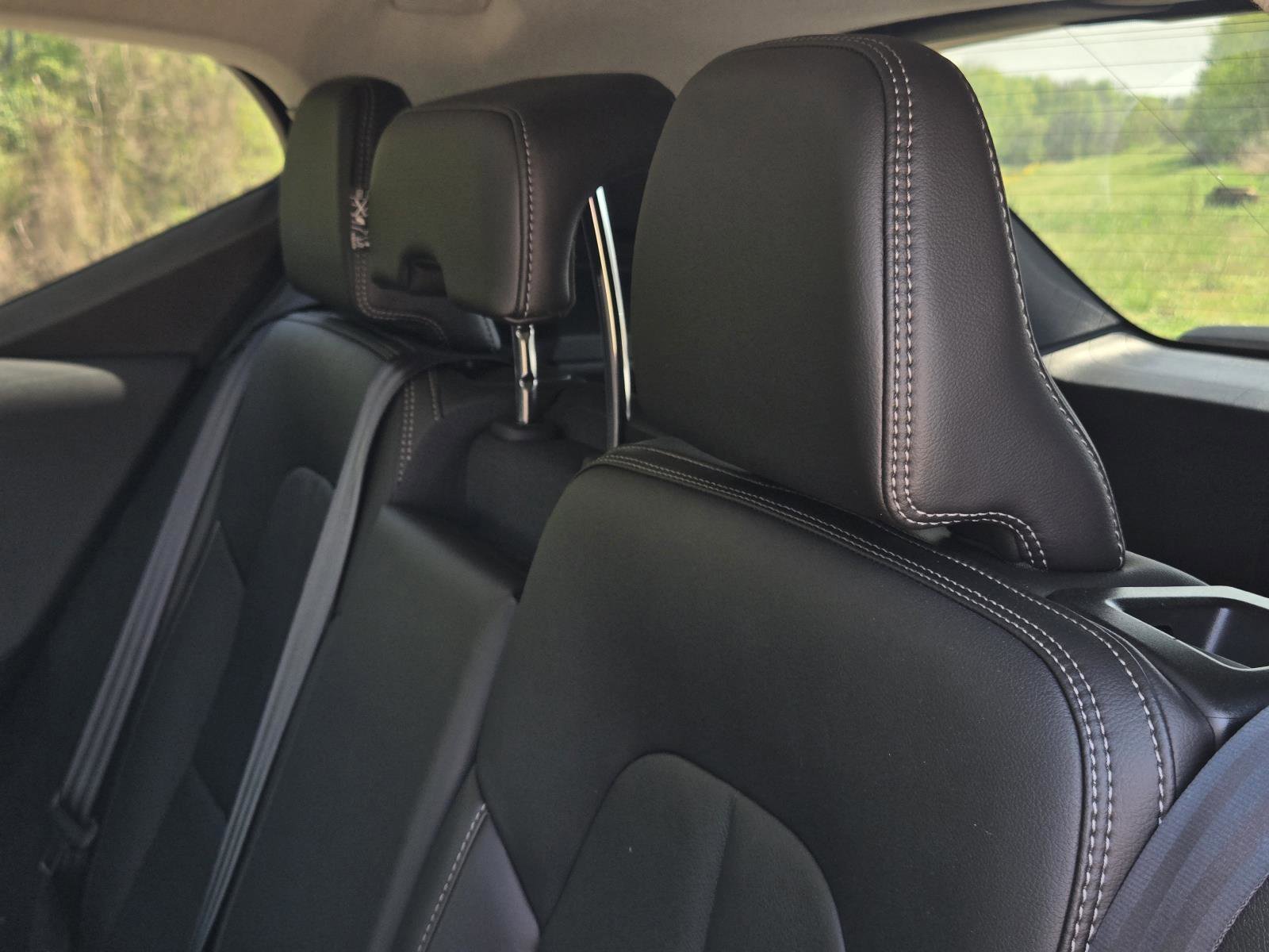 Used 2025 Black Volvo Plus Dark Theme image 32