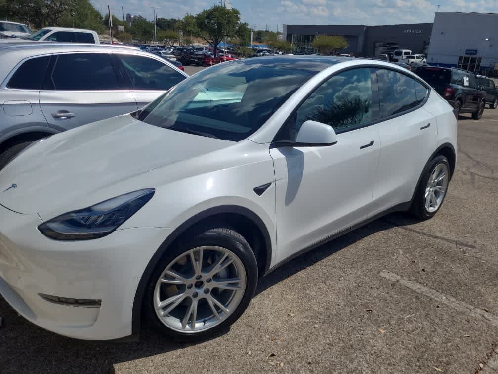 Used 2021 Pearl White Multi-Coat Tesla Long Range image 2