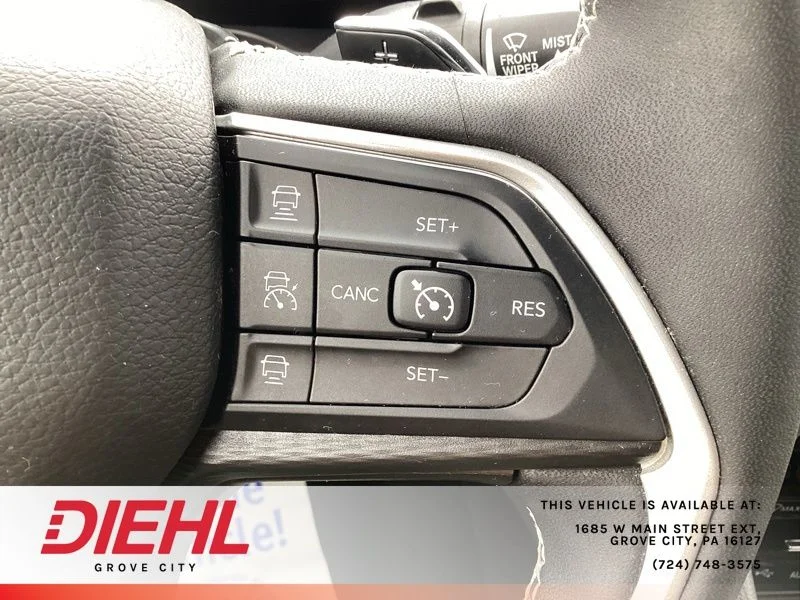 Used 2023 White Jeep Altitude X image 33