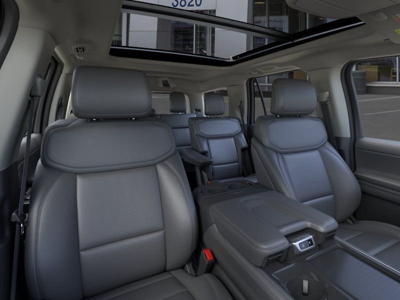 New 2026 Glacier Gray Metallic Tri-Coat Ford Active image 33