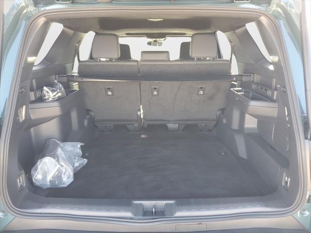 Certified Used 2026 EVEREST Toyota  image 10
