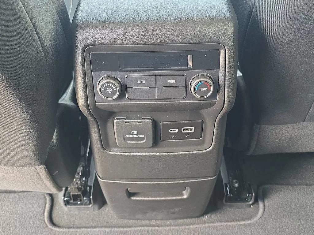 2023 GMC Acadia SLE - Photo 22