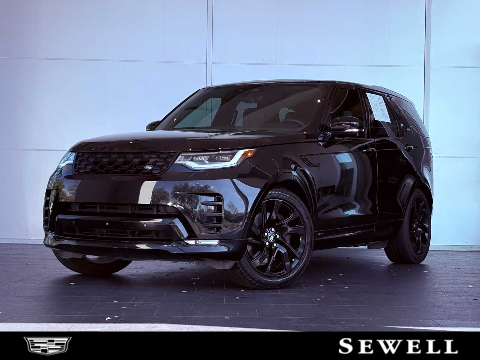 2022 Land Rover Discovery HSE R Dynamic