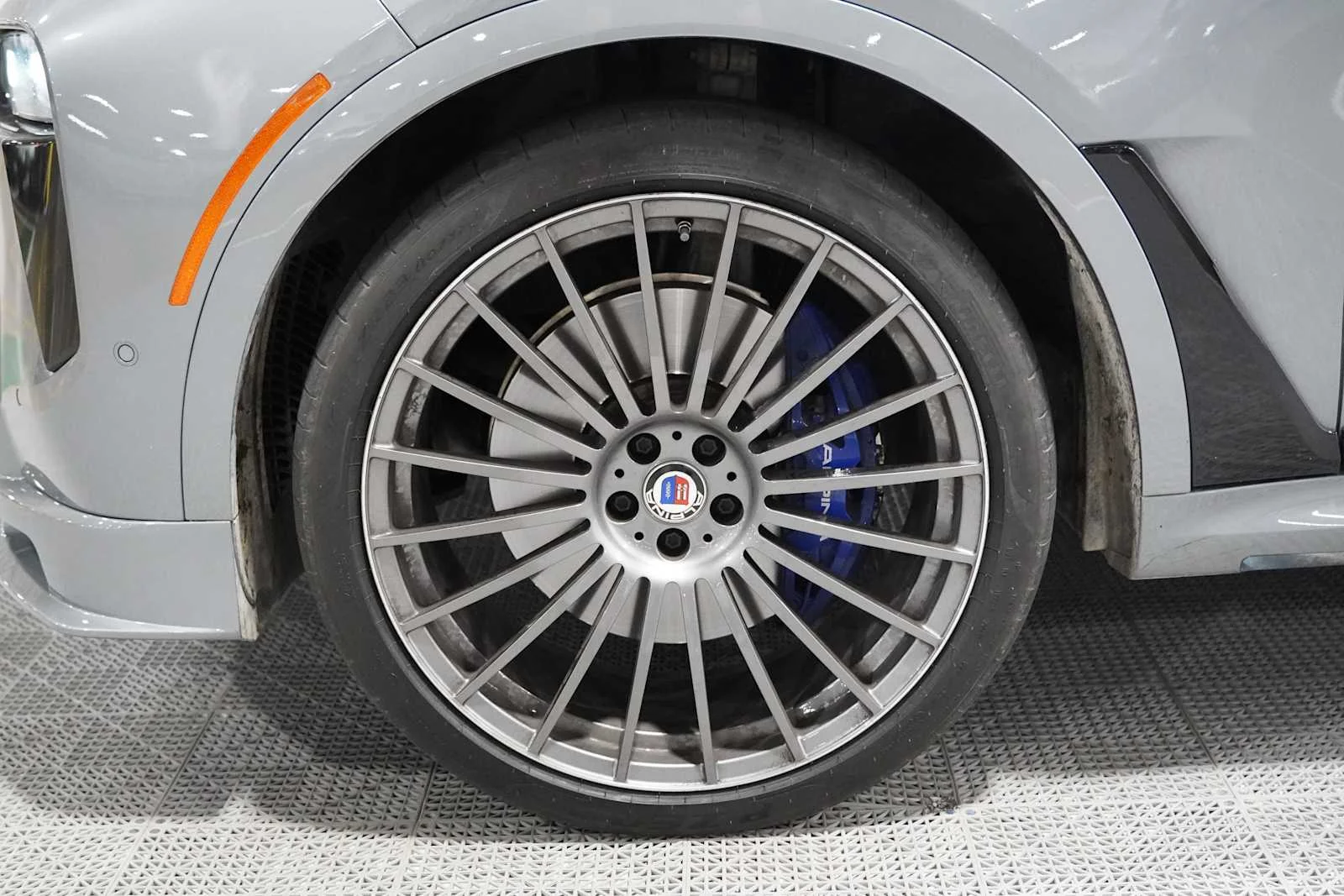 Certified Used 2024 Skyscraper Grey Metallic BMW ALPINA XB7 image 8