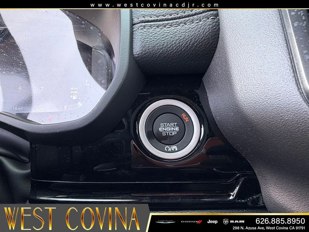 New 2026 Diamond Black Crystal Pearl-Coat Exterior Paint RAM Laramie image 26