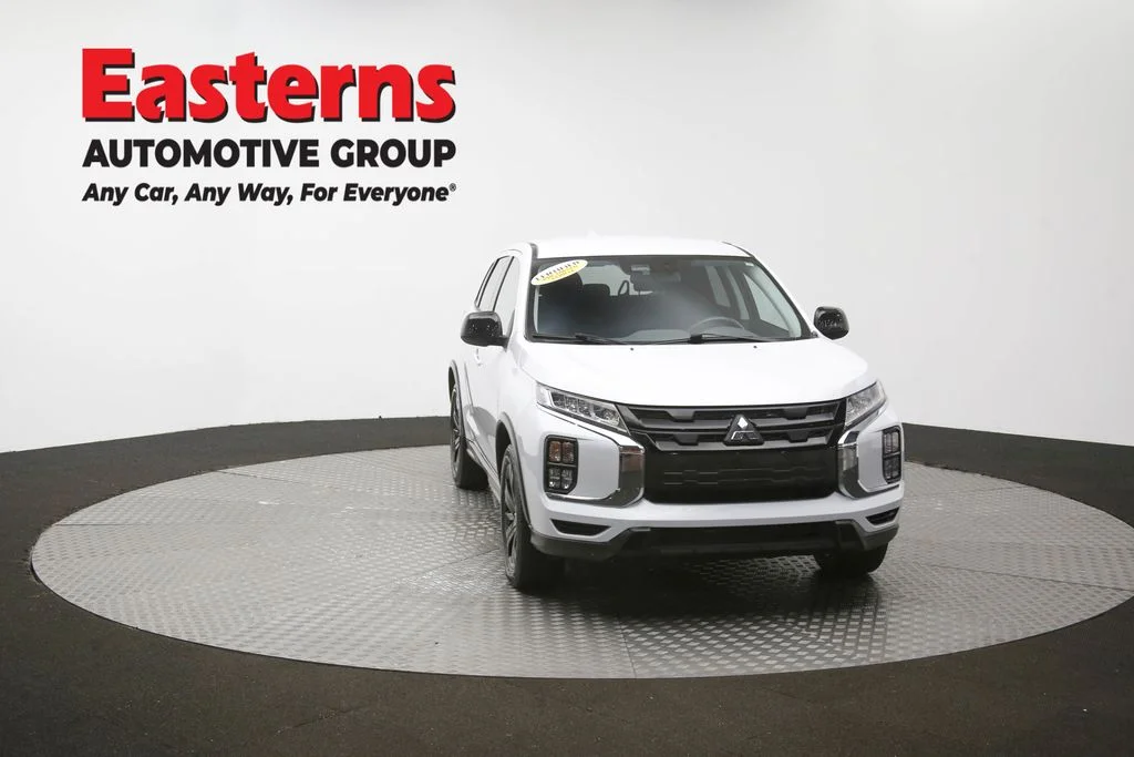Used 2023 White Mitsubishi 2.0 LE image 52