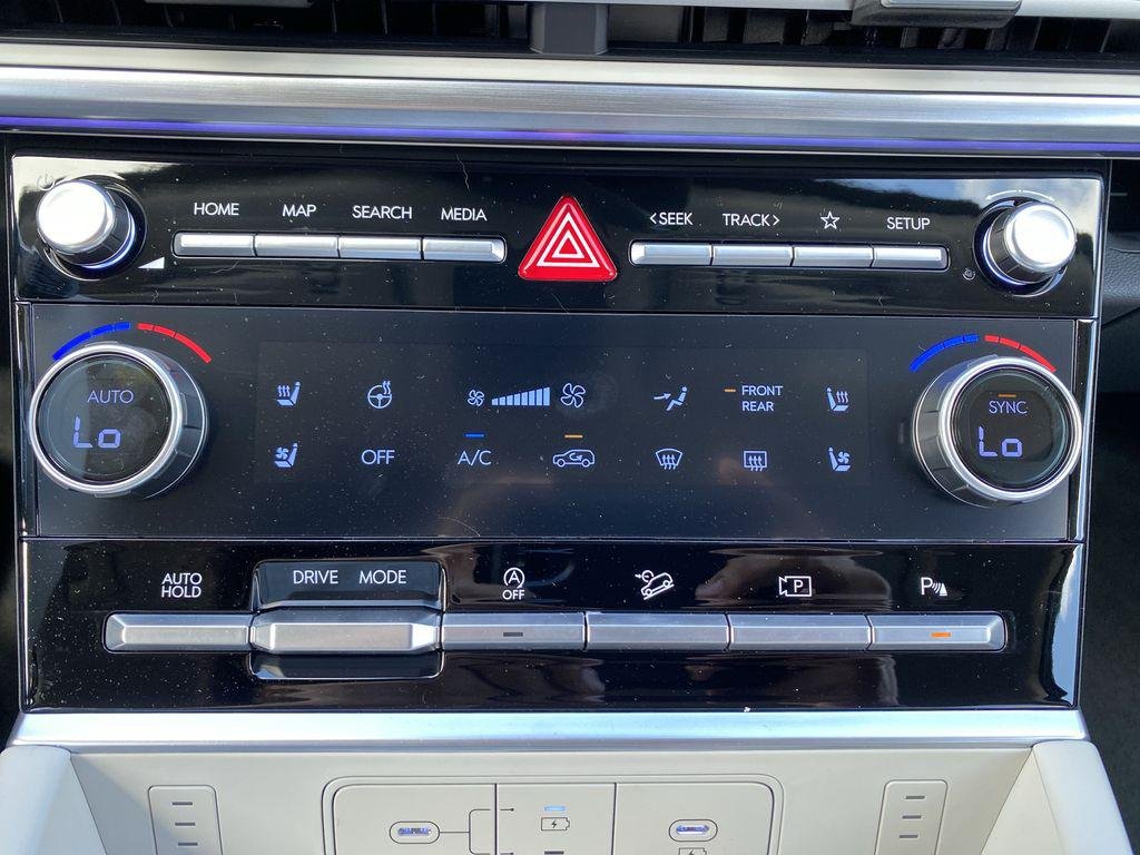 New 2026 Ecotronic Gray Hyundai Limited FWD image 26