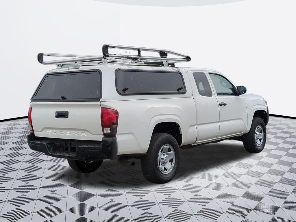 2022 Toyota Tacoma SR - Photo 6