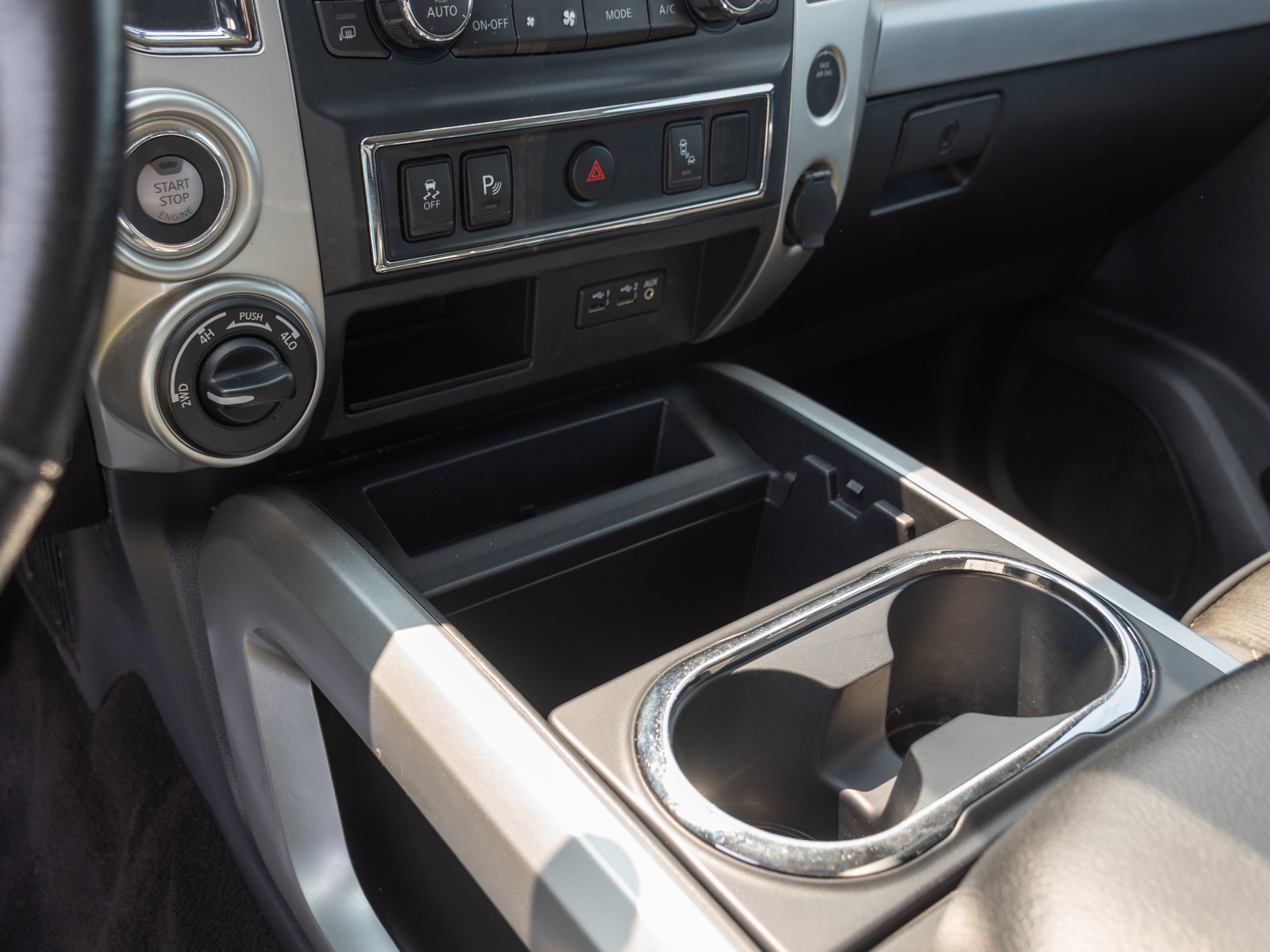 2019 Nissan Titan PRO-4X - Photo 13