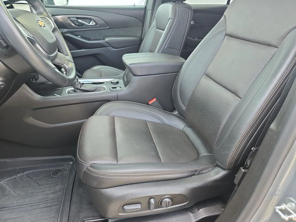 Certified Used 2023 Gray Chevrolet High Country image 20