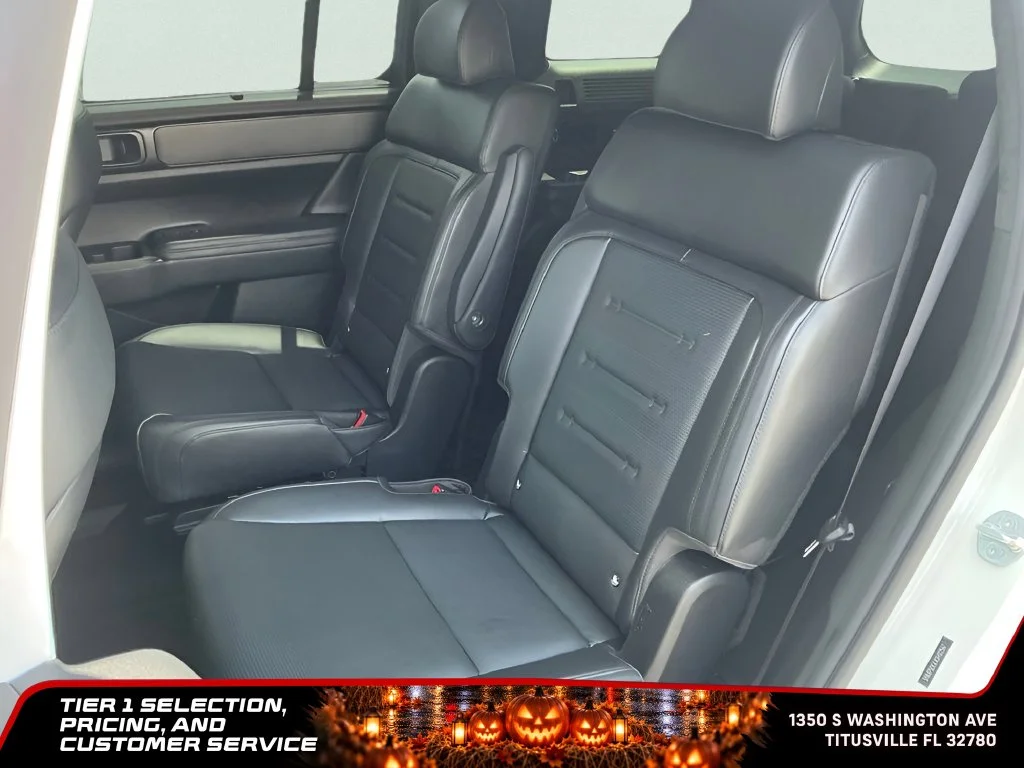 Used 2025 White Hyundai Calligraphy image 26