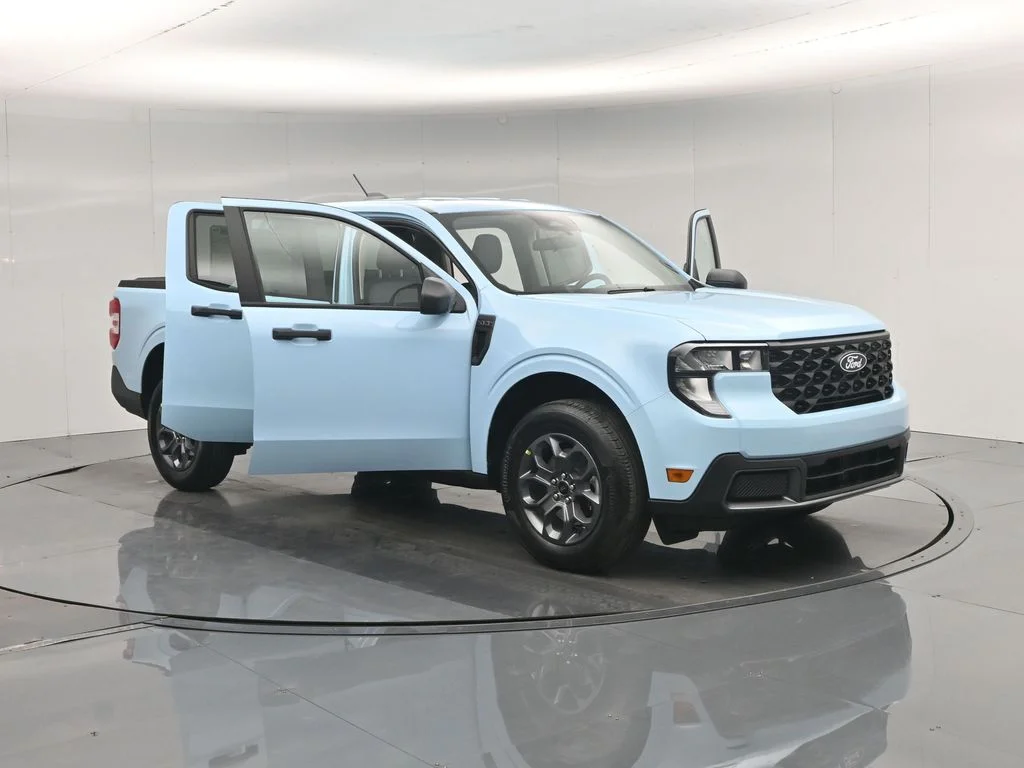 New 2026 Light Blue Ford XLT image 30