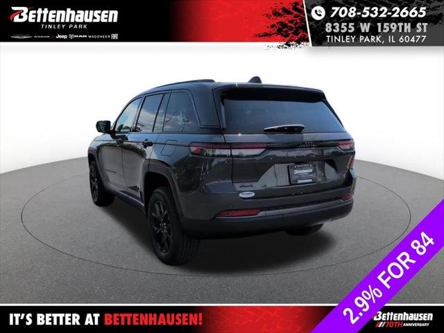 New 2026 Baltic Gray Metallic Clear-Coat Exterior Paint Jeep Laredo image 9