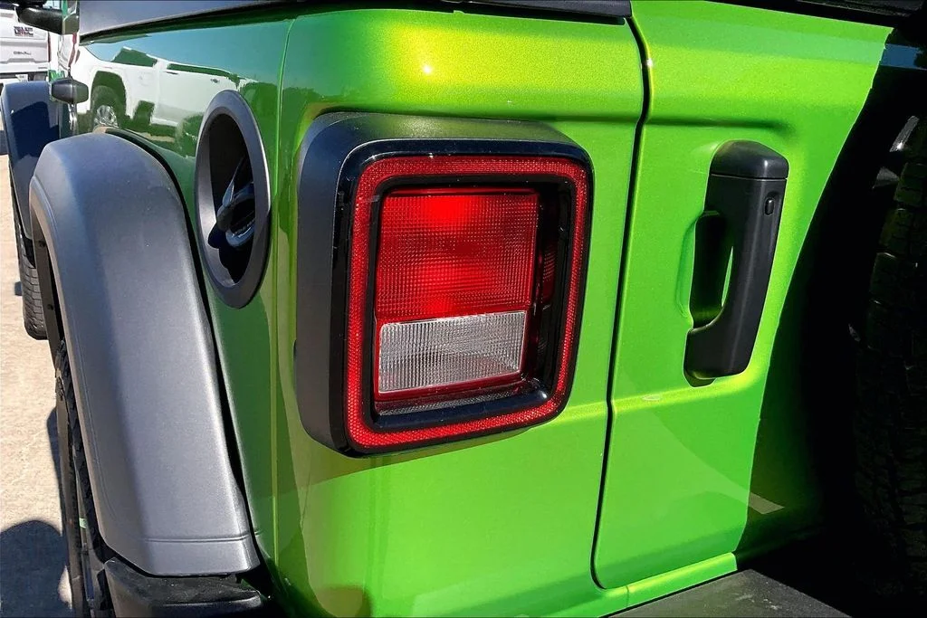 New 2026 Mojito Clear-Coat Exterior Paint Jeep Sport S image 13