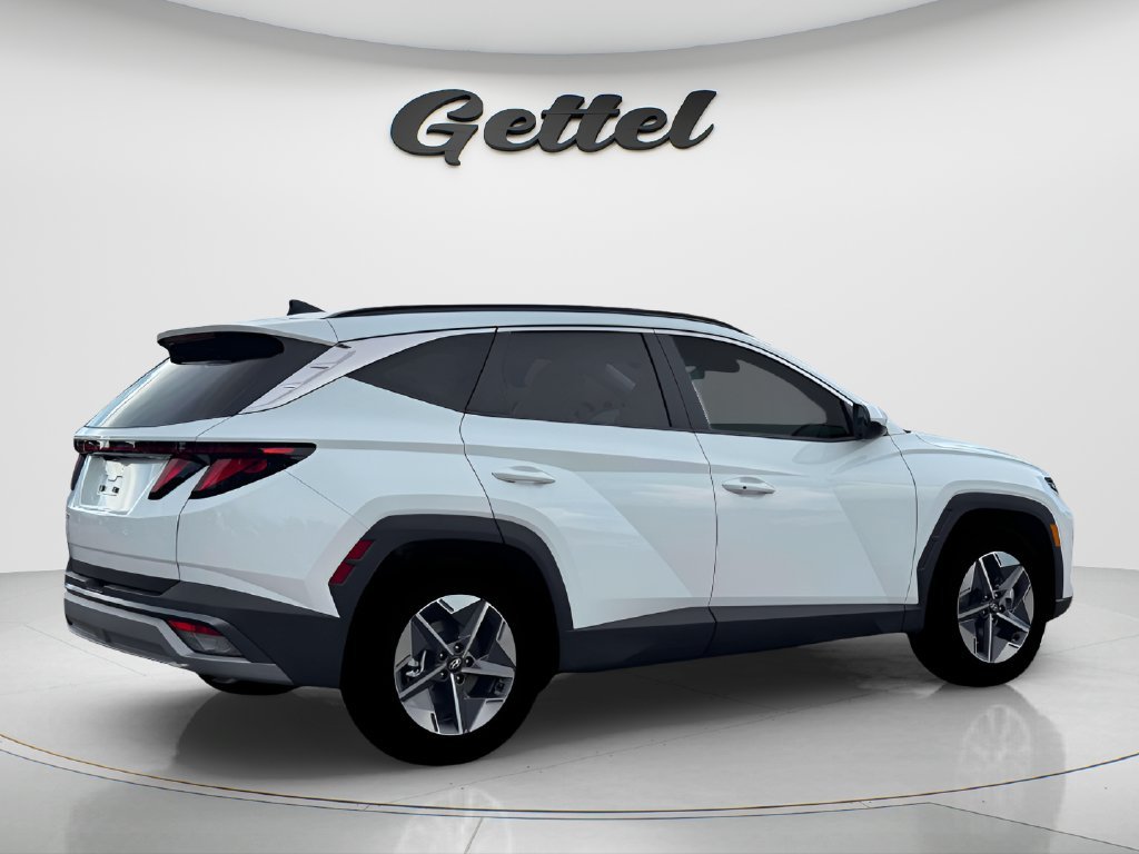 New 2026 White Hyundai SEL Plus FWD image 7