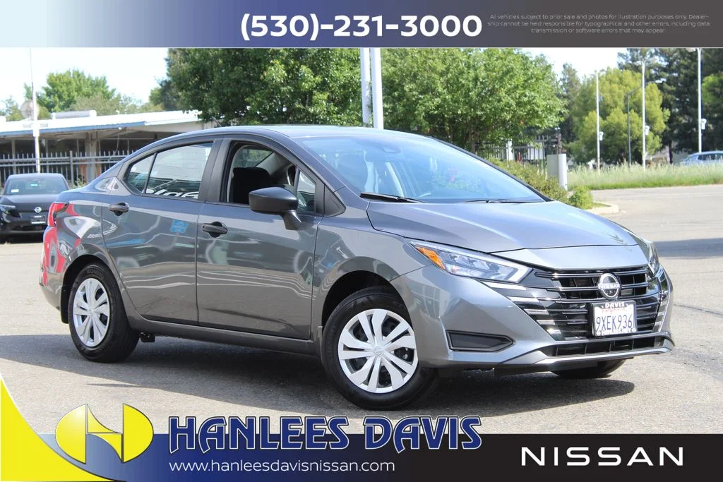 2025 Nissan Versa 1.6 S CVT's photo